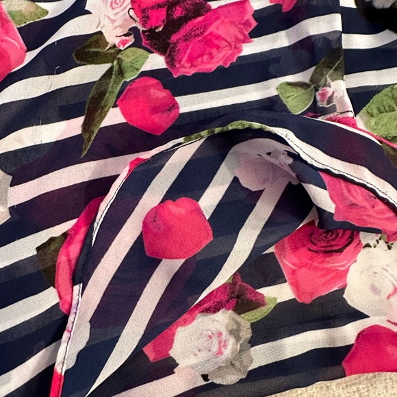 Guess Striped Floral Spaghetti Strap Blouse Blue Pink Size Medium - Picture 3 of 4